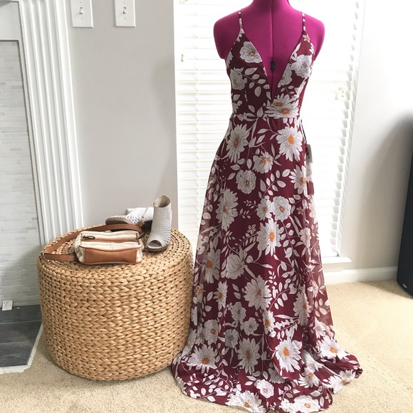 Lulus Dresses & Skirts - Lulu’s Floral Maxi Burgundy Floral Open Back Dress